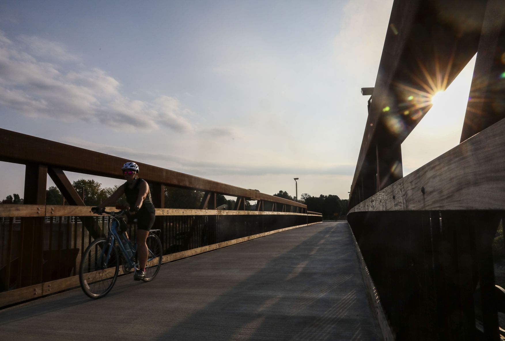 Greenway bridge opens in South St. Louis